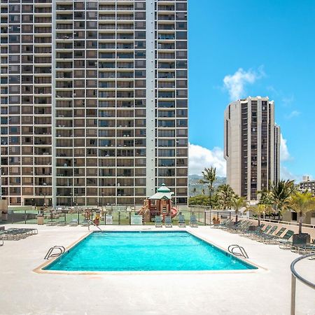 Mountain View Condo Near Beach With Free Parking! Honolulu Kültér fotó