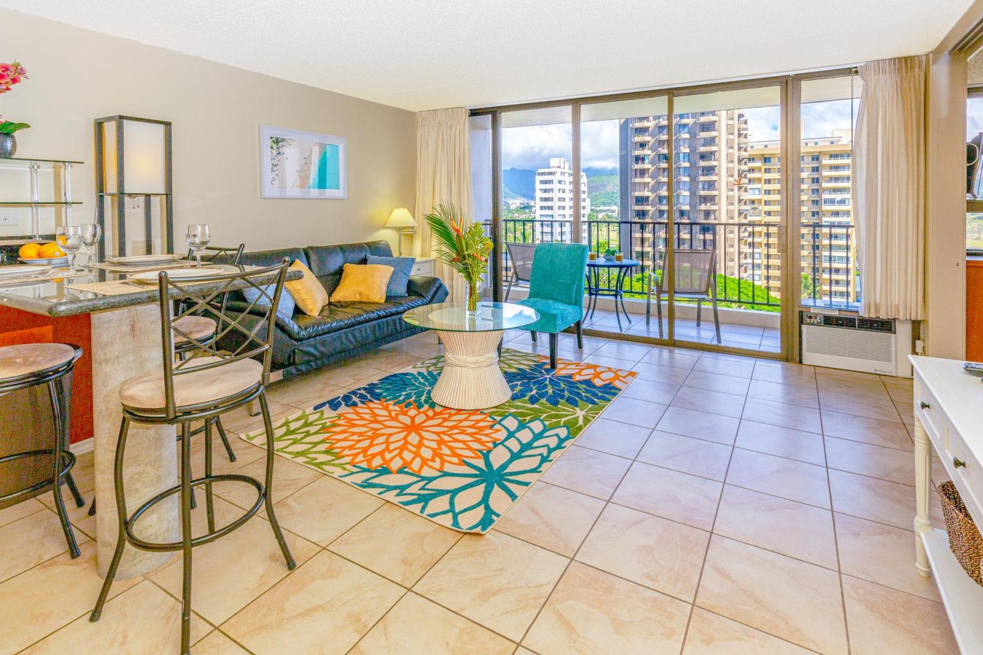 Mountain View Condo Near Beach With Free Parking! Honolulu Kültér fotó