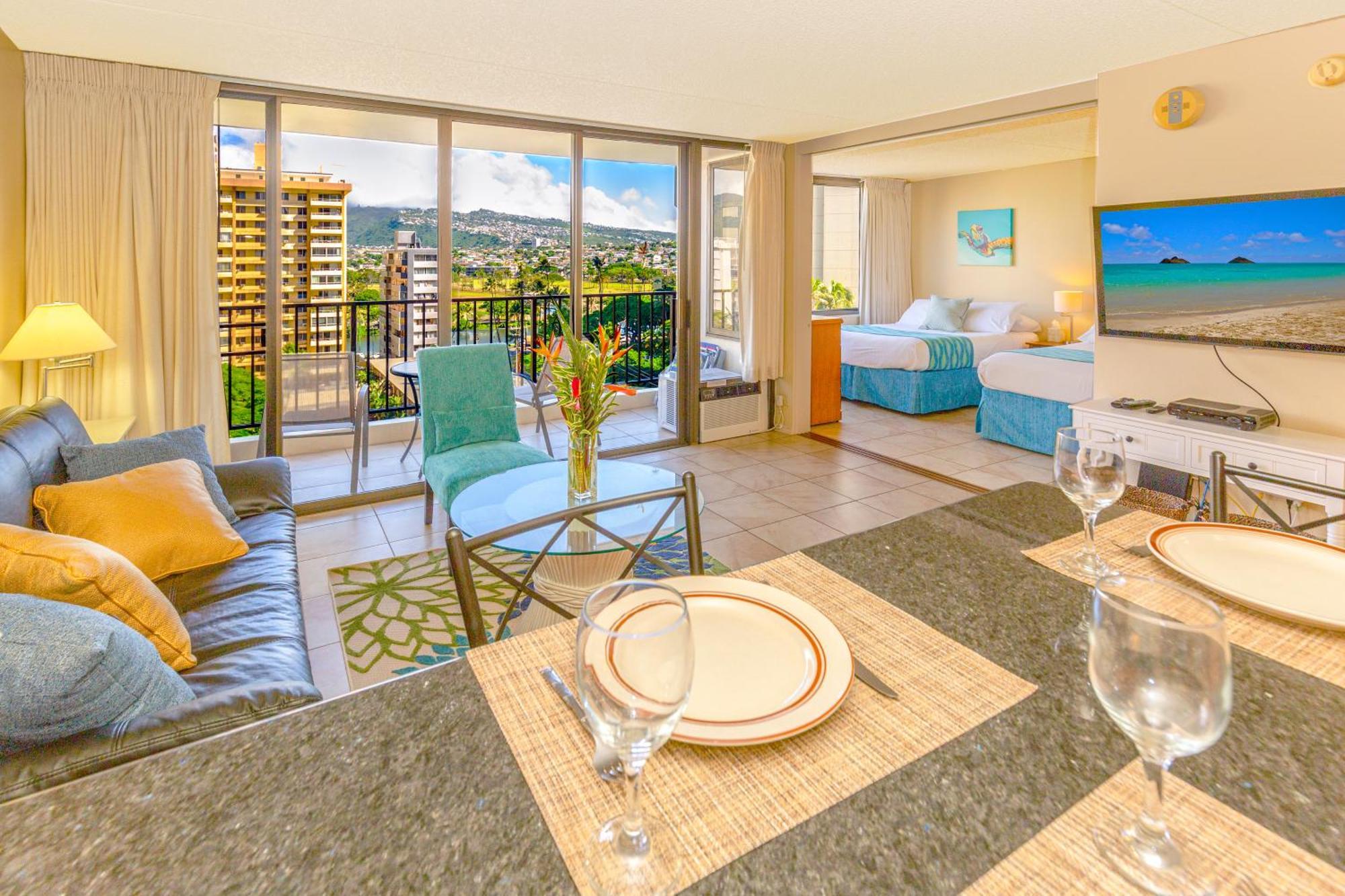 Mountain View Condo Near Beach With Free Parking! Honolulu Kültér fotó