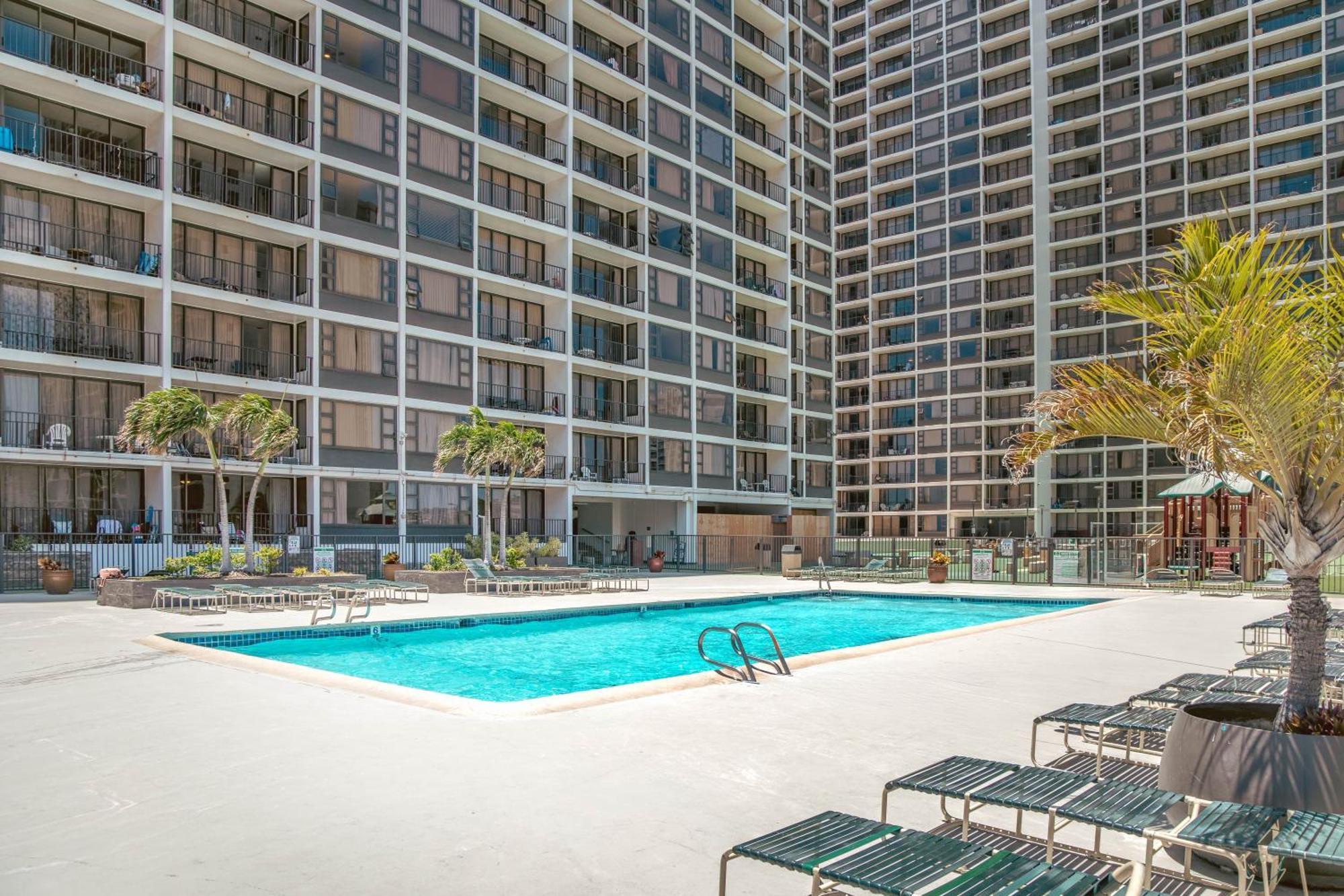 Mountain View Condo Near Beach With Free Parking! Honolulu Kültér fotó