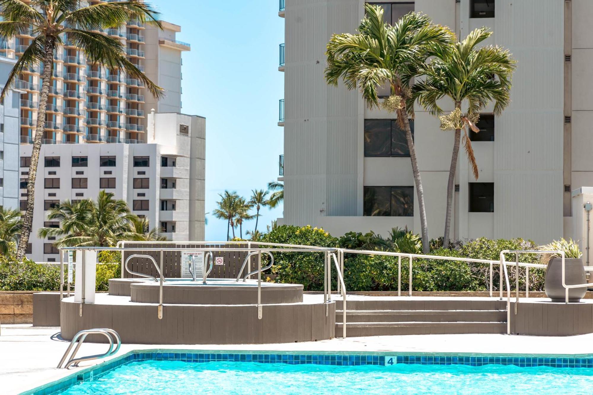 Mountain View Condo Near Beach With Free Parking! Honolulu Kültér fotó